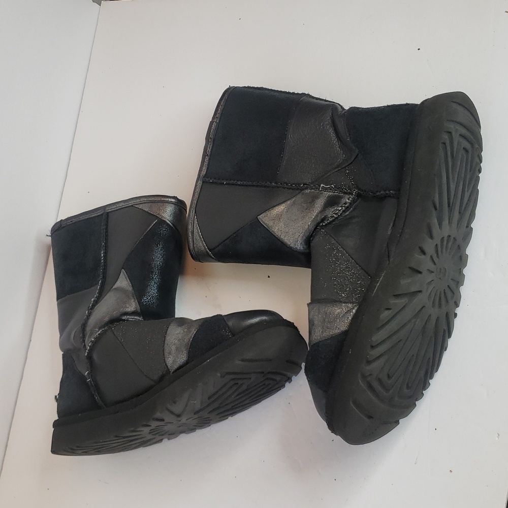 Ugg Boots Patchwork Black Sparkles Gray Size 8 - image 3